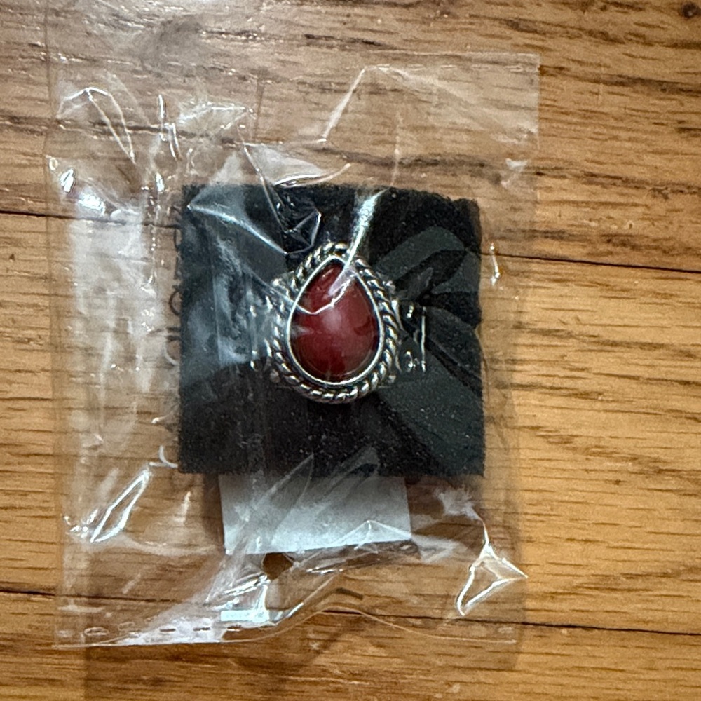 paparazzi Silver Teardrop Ring with Red Stone one size